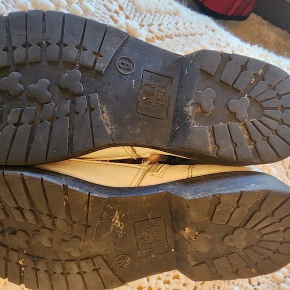 White combat boots - Picture 2 of 3